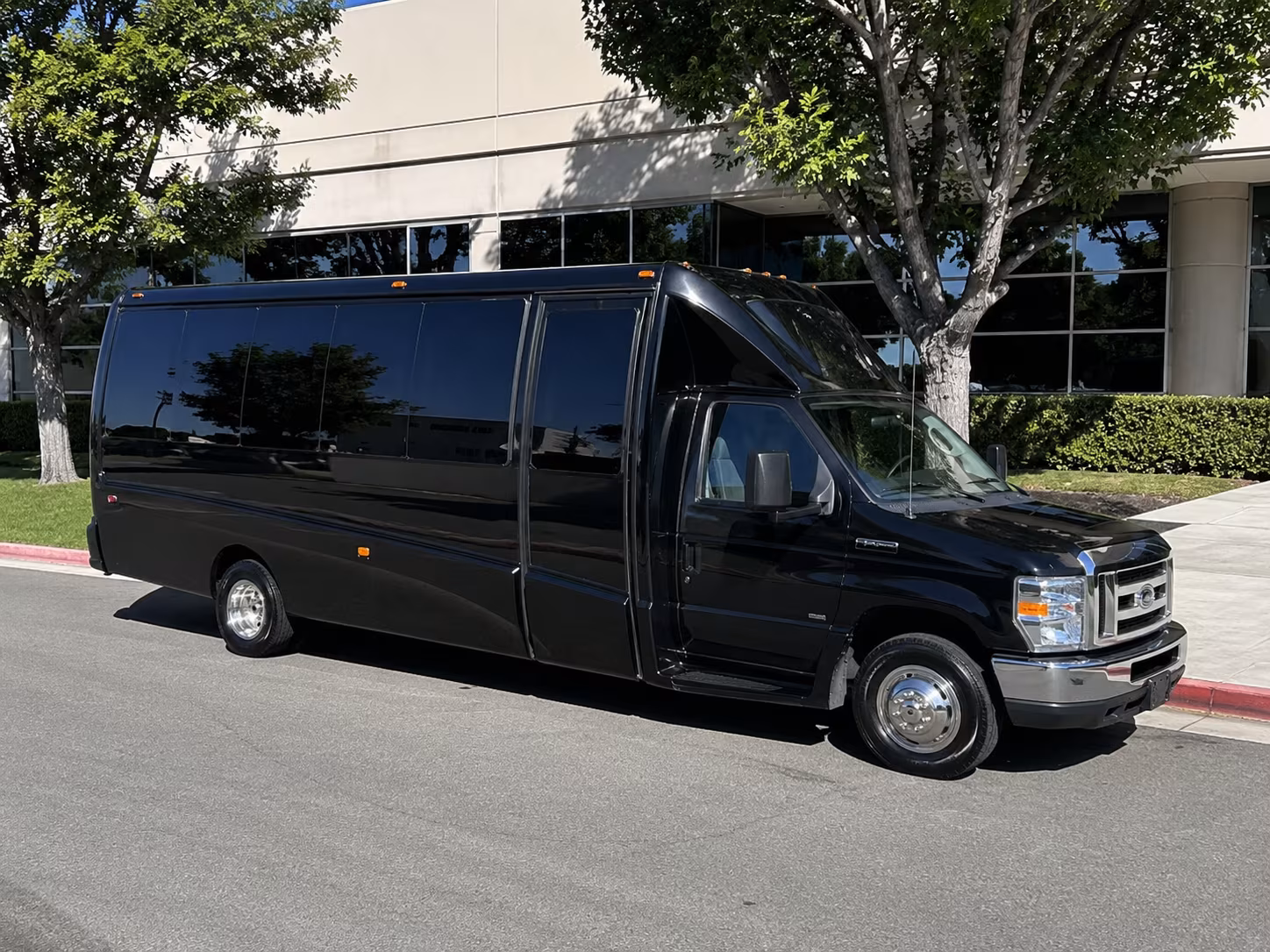 why book winery and brewery tours through morenovalleyshuttlebusrentals com